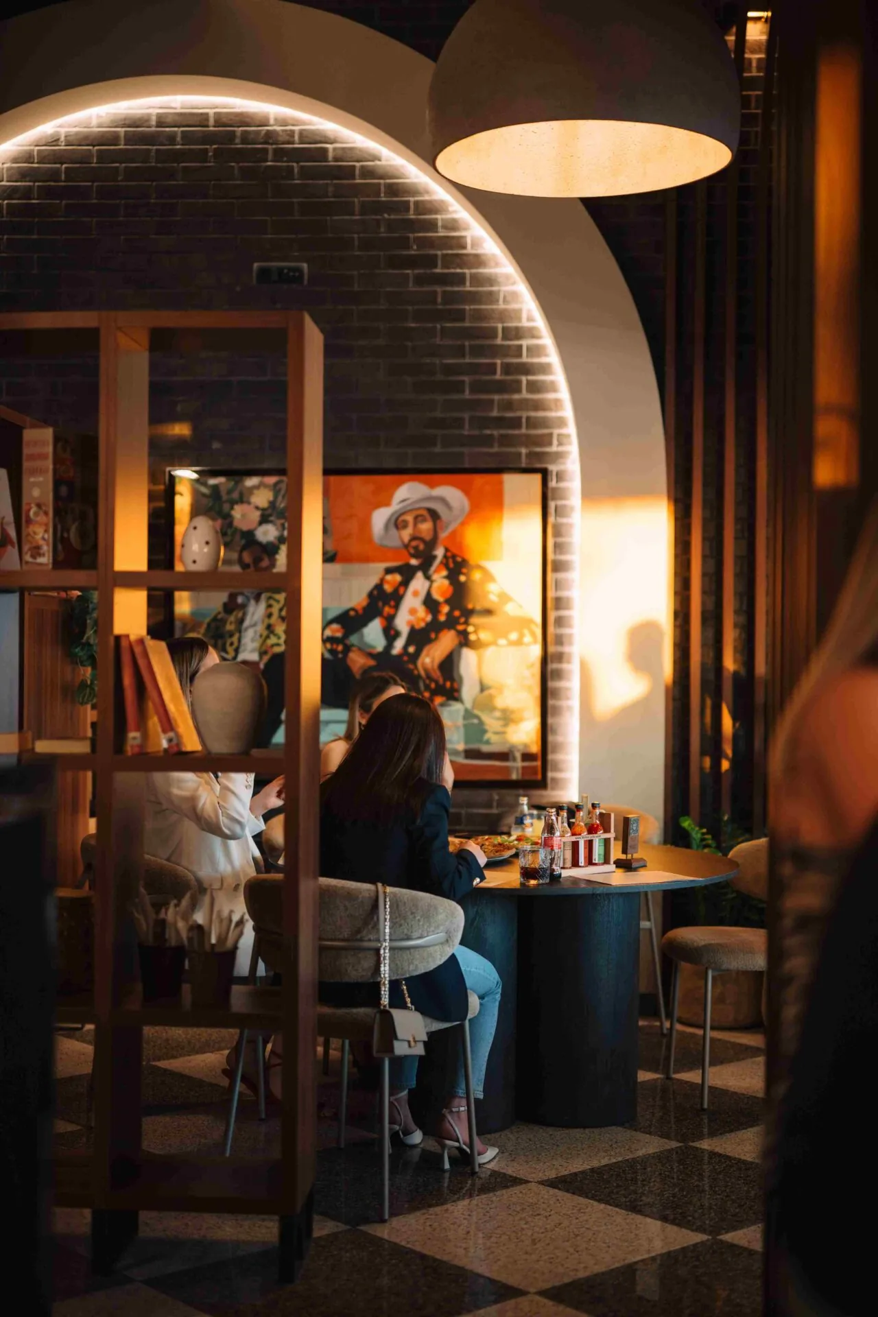 Projekt interijera ugostiteljskog prostora :: Porat Pizza & Bar Zadar - ARHITEKTURA PLUS  